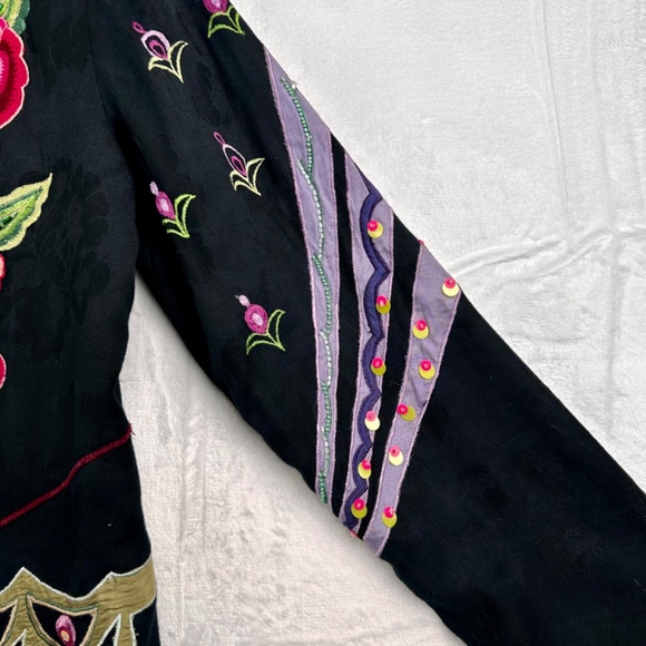 Allure Multi color Embroidered Embellished Jacket women’s size M Party - Picture 3 of 14
